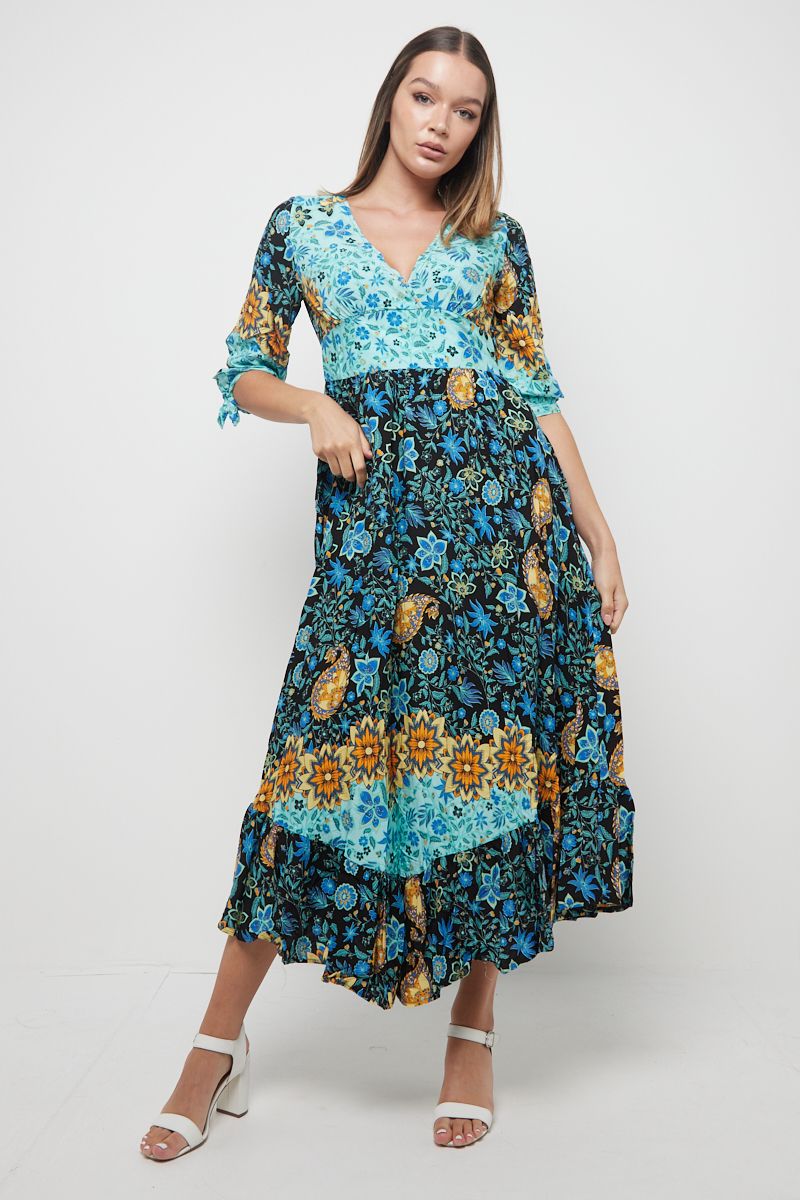 VINTAGE FLORAL MAXI DRESS IN BLUE.jpg